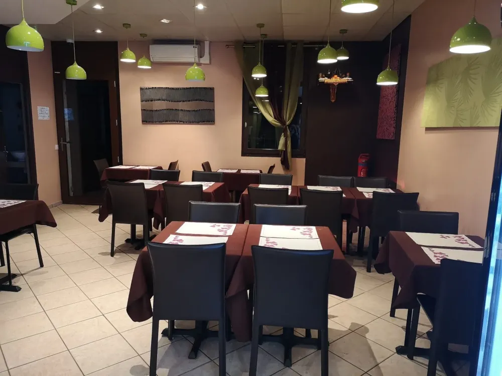 salle restaurant Saveur sans frontièrewebp